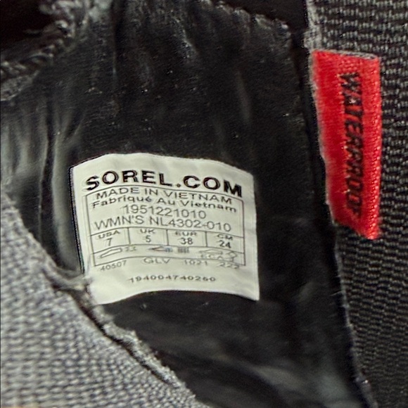 SOREL |  Brex Waterproof Chelsea Boot in black full-grain leather. Size 7, NWT - Picture 13 of 15